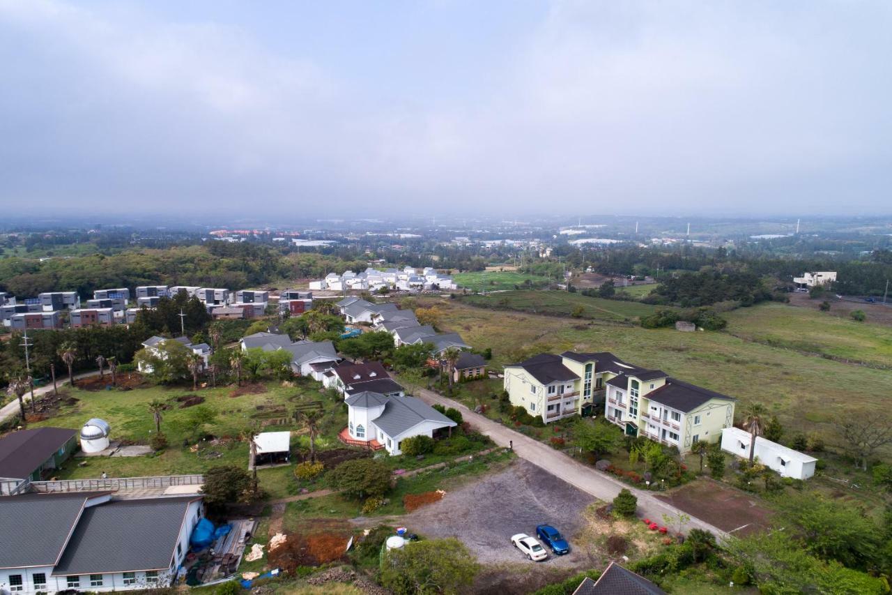 Joyville Resort Jeju Extérieur photo