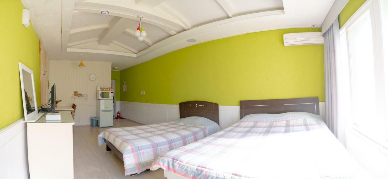 Joyville Resort Jeju Extérieur photo