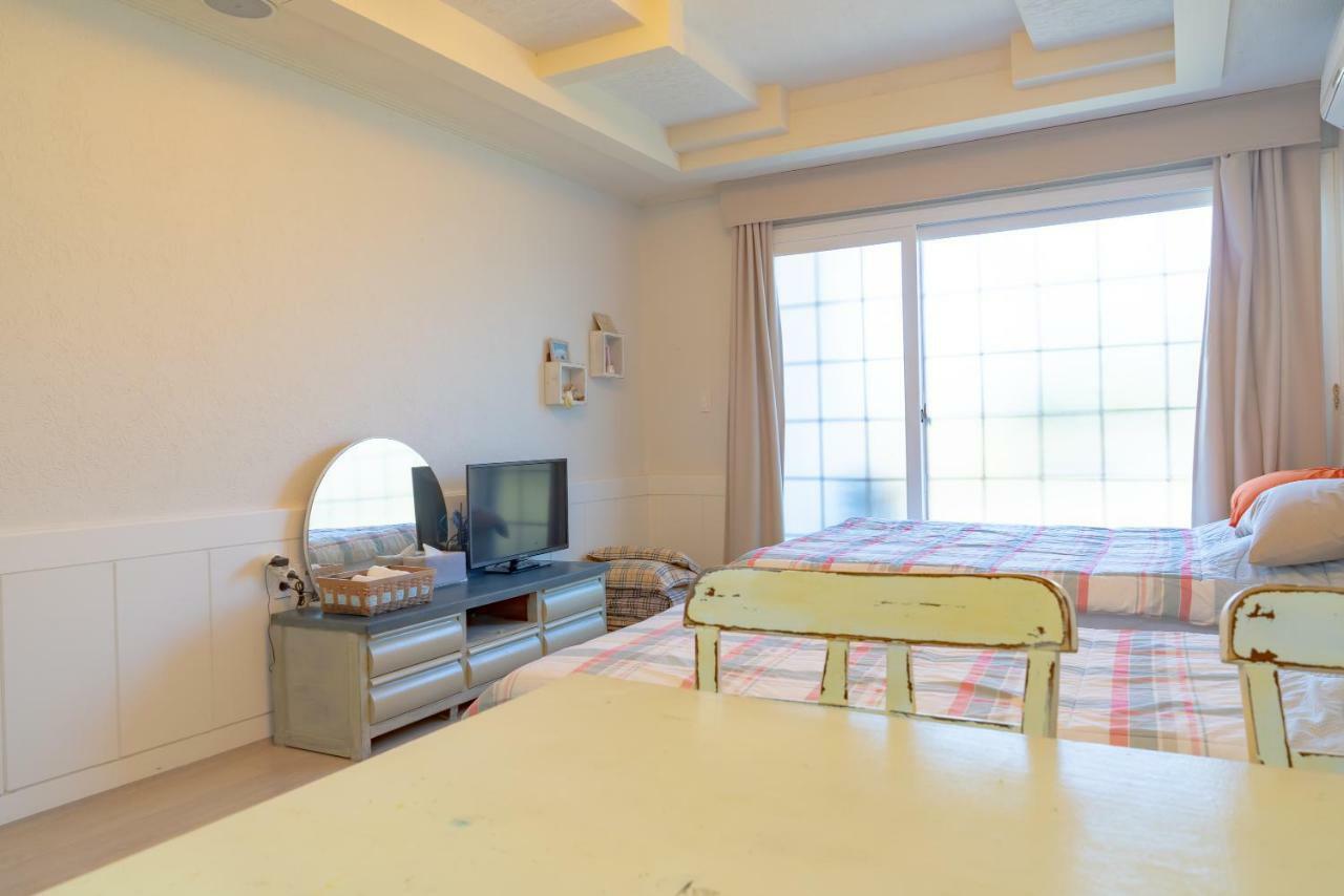 Joyville Resort Jeju Extérieur photo